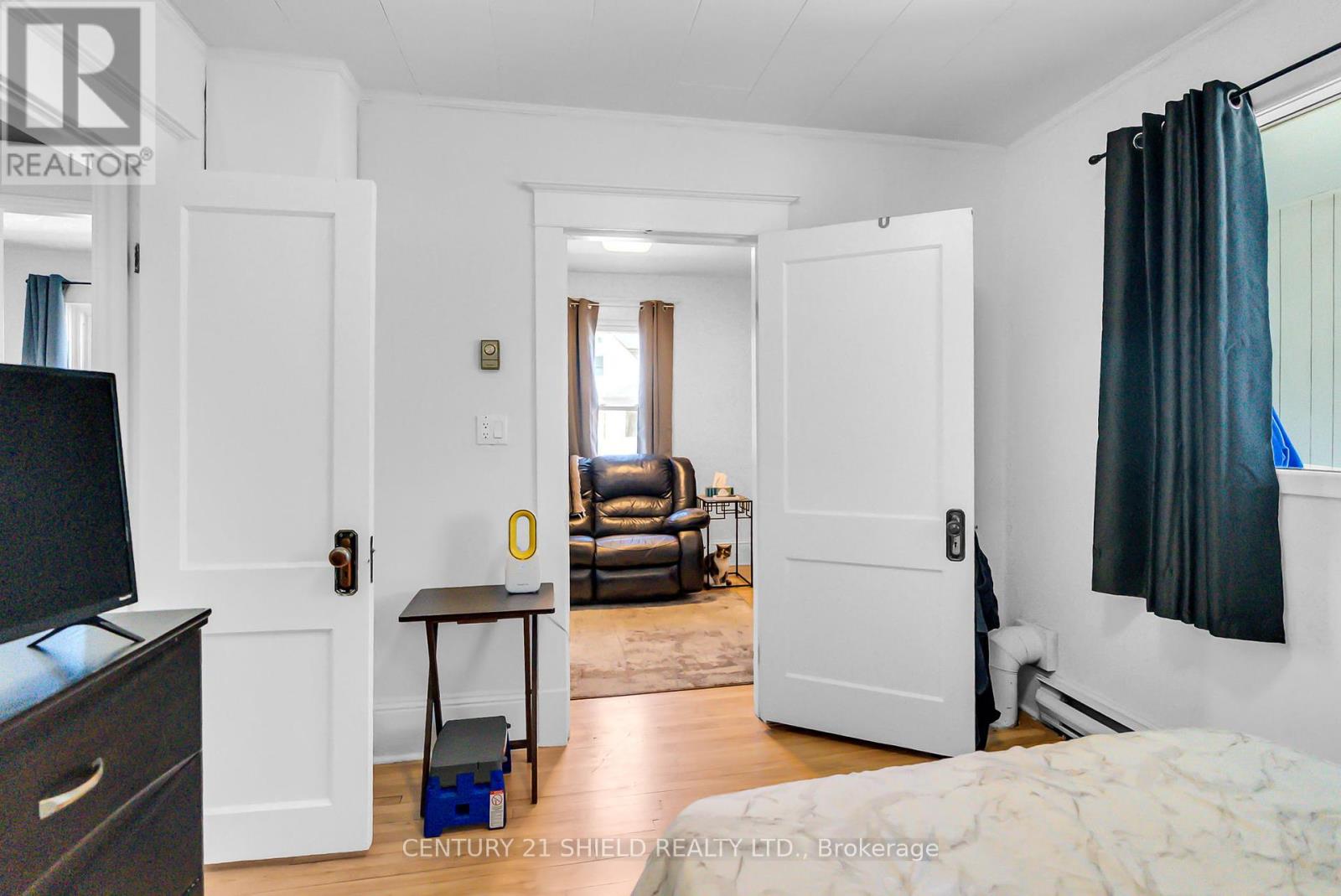 607 First Street E, Cornwall, Ontario  K6H 1L9 - Photo 8 - X12414568