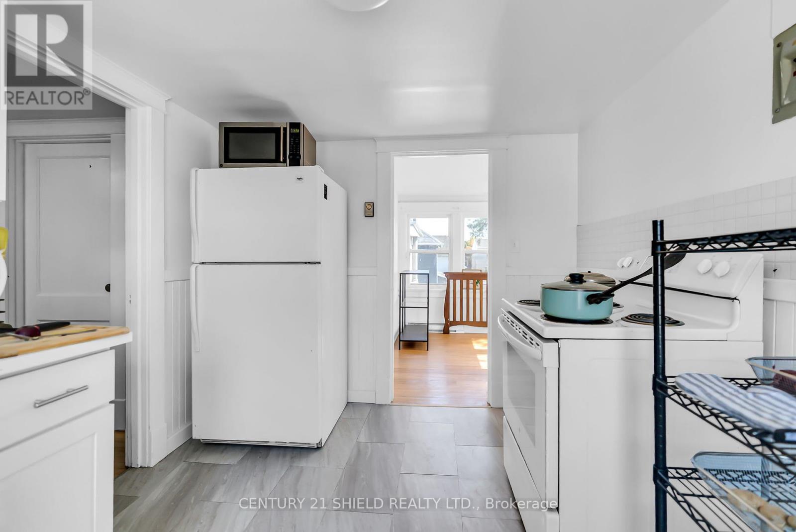 607 First Street E, Cornwall, Ontario  K6H 1L9 - Photo 25 - X12414568