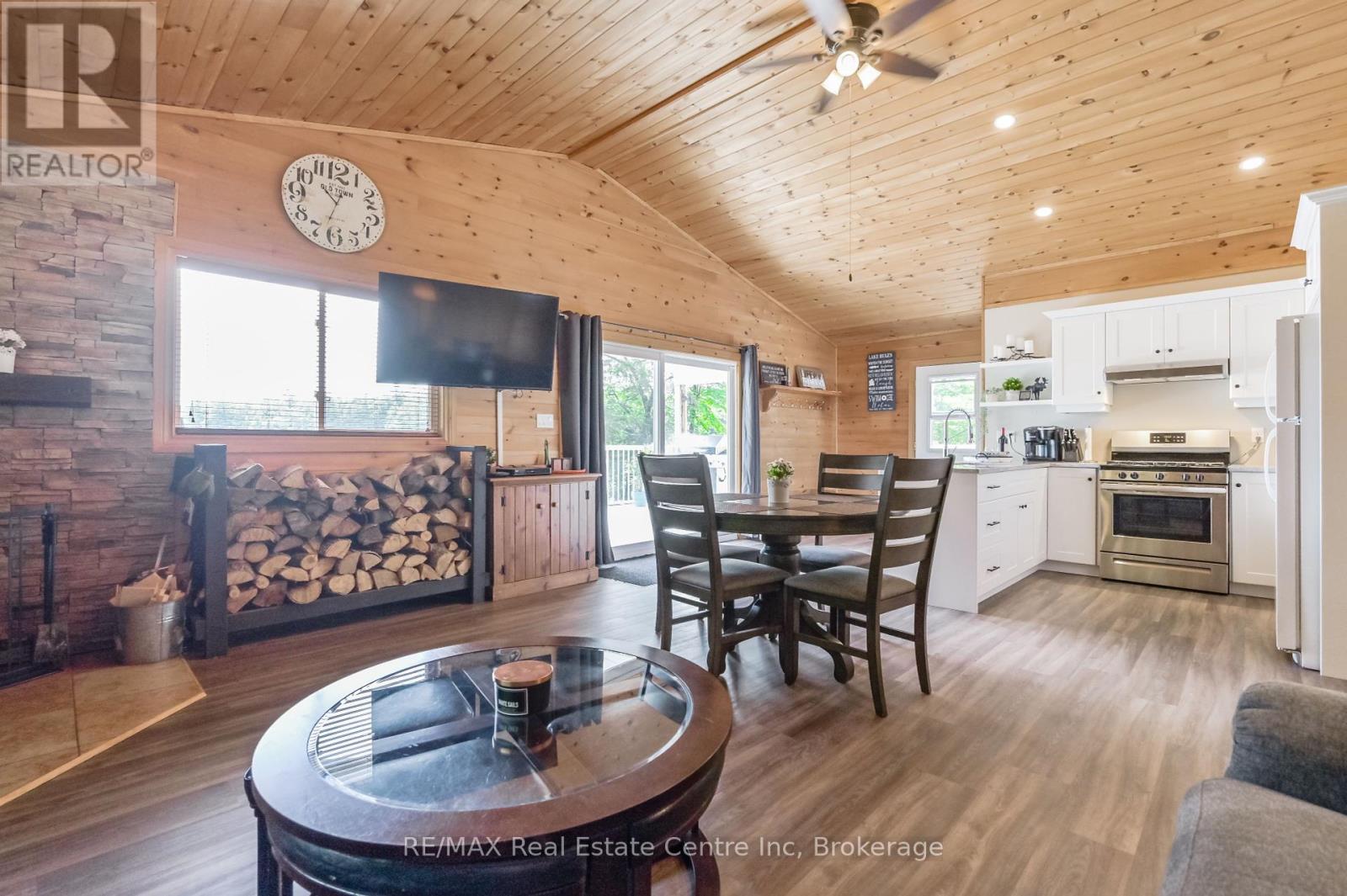 22 South Crane Lake Road, The Archipelago, Ontario  P2A 2W8 - Photo 16 - X12374510