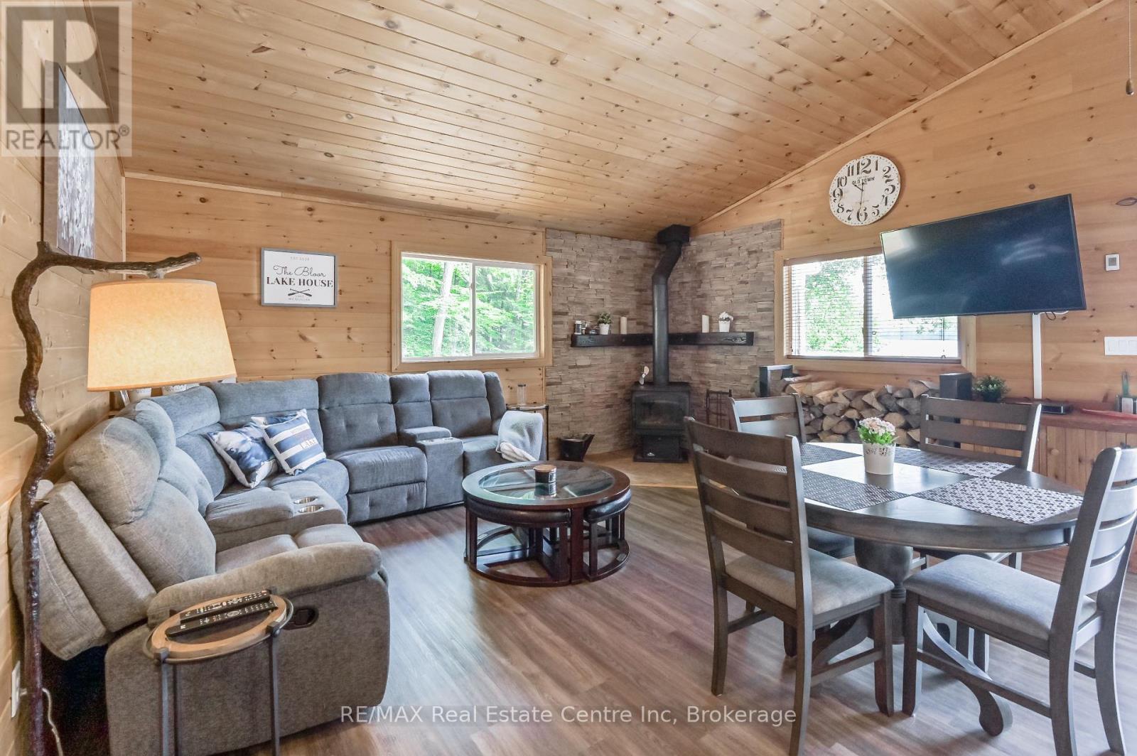 22 South Crane Lake Road, The Archipelago, Ontario  P2A 2W8 - Photo 13 - X12374510