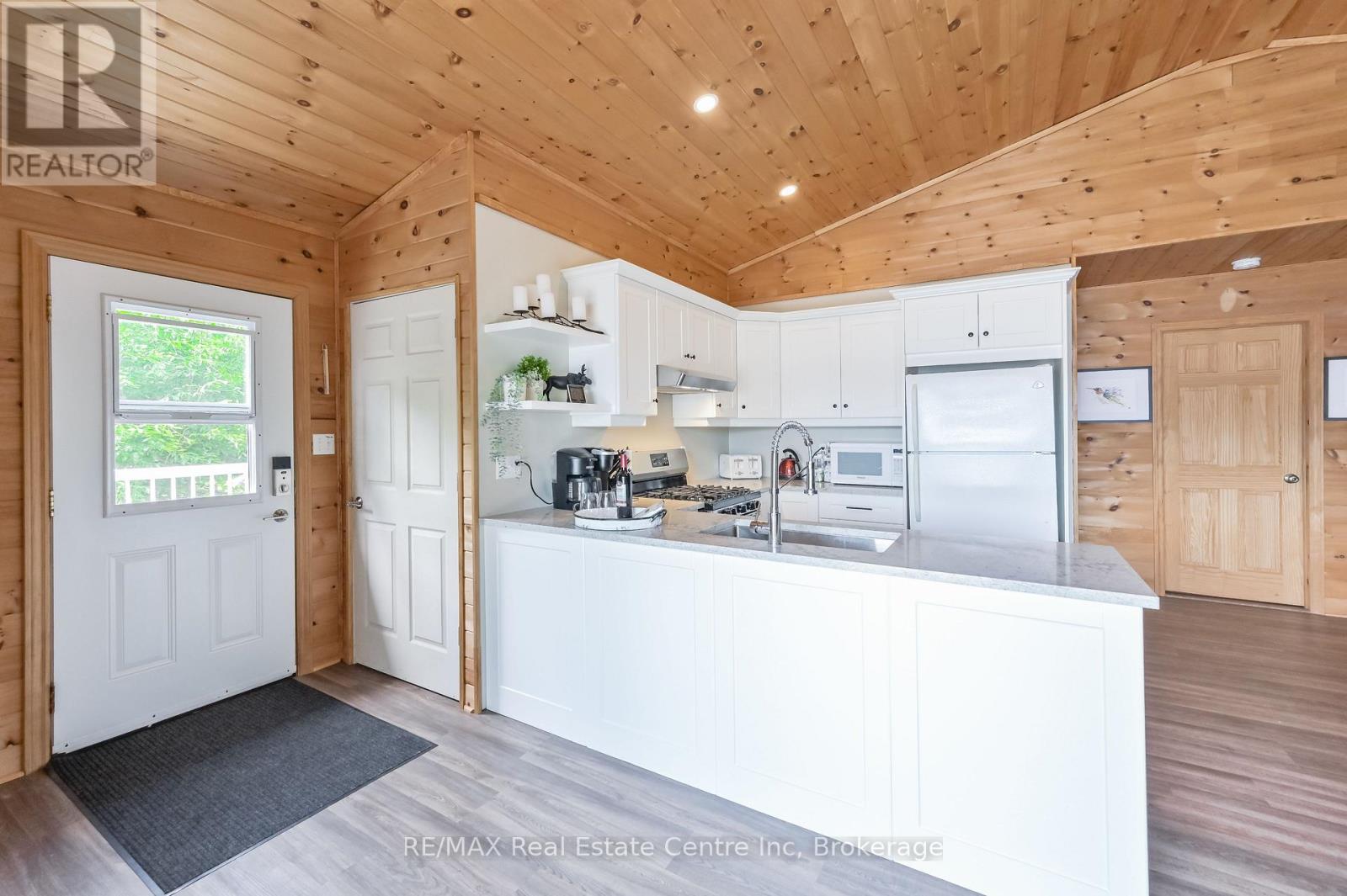22 South Crane Lake Road, The Archipelago, Ontario  P2A 2W8 - Photo 7 - X12374510