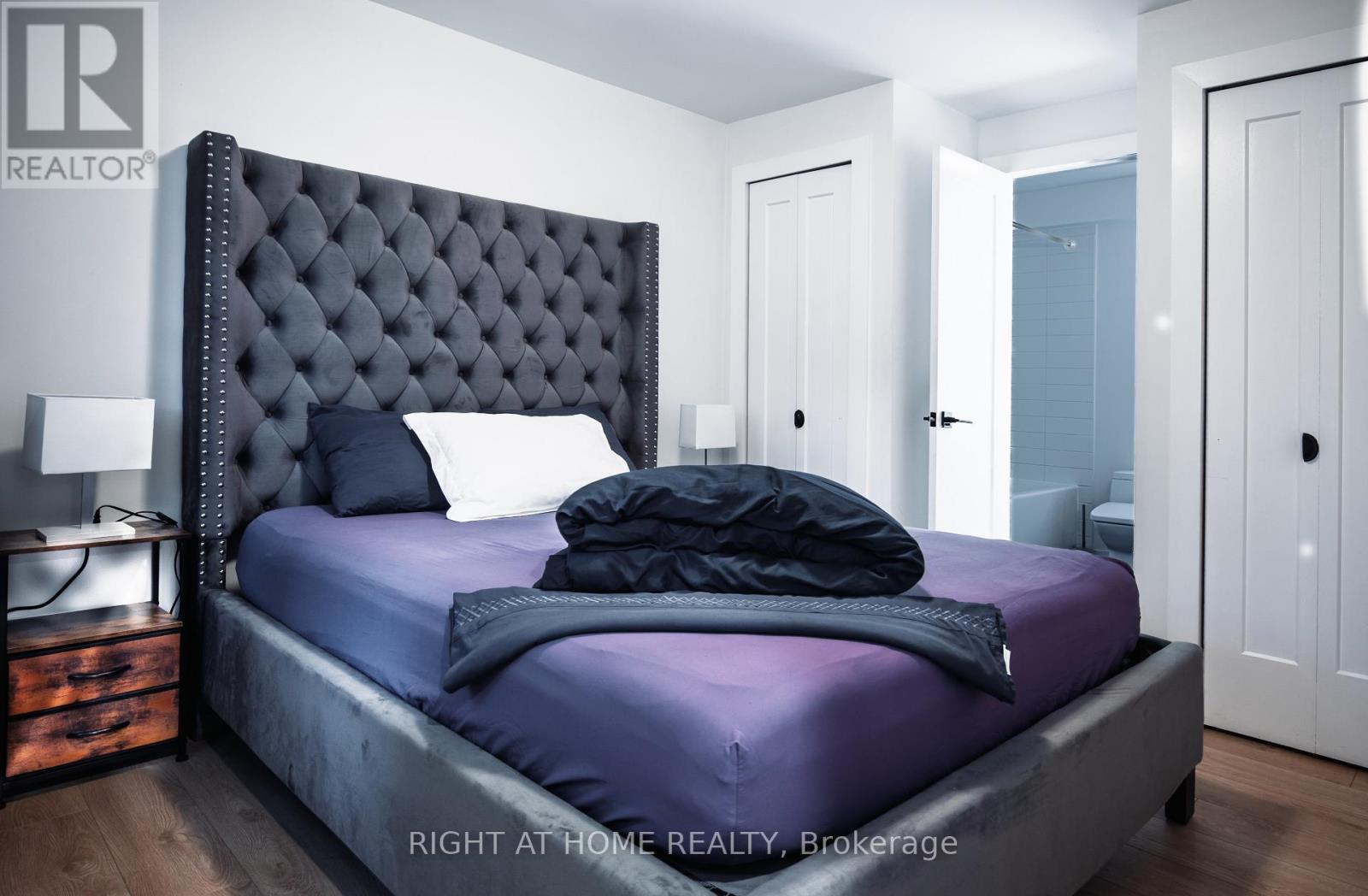 377 Lansdowne Avenue, Toronto, Ontario  M6H 3Y2 - Photo 14 - C12397738