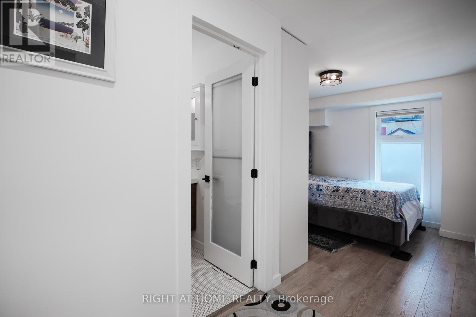 377 Lansdowne Avenue, Toronto, Ontario  M6H 3Y2 - Photo 20 - C12397738