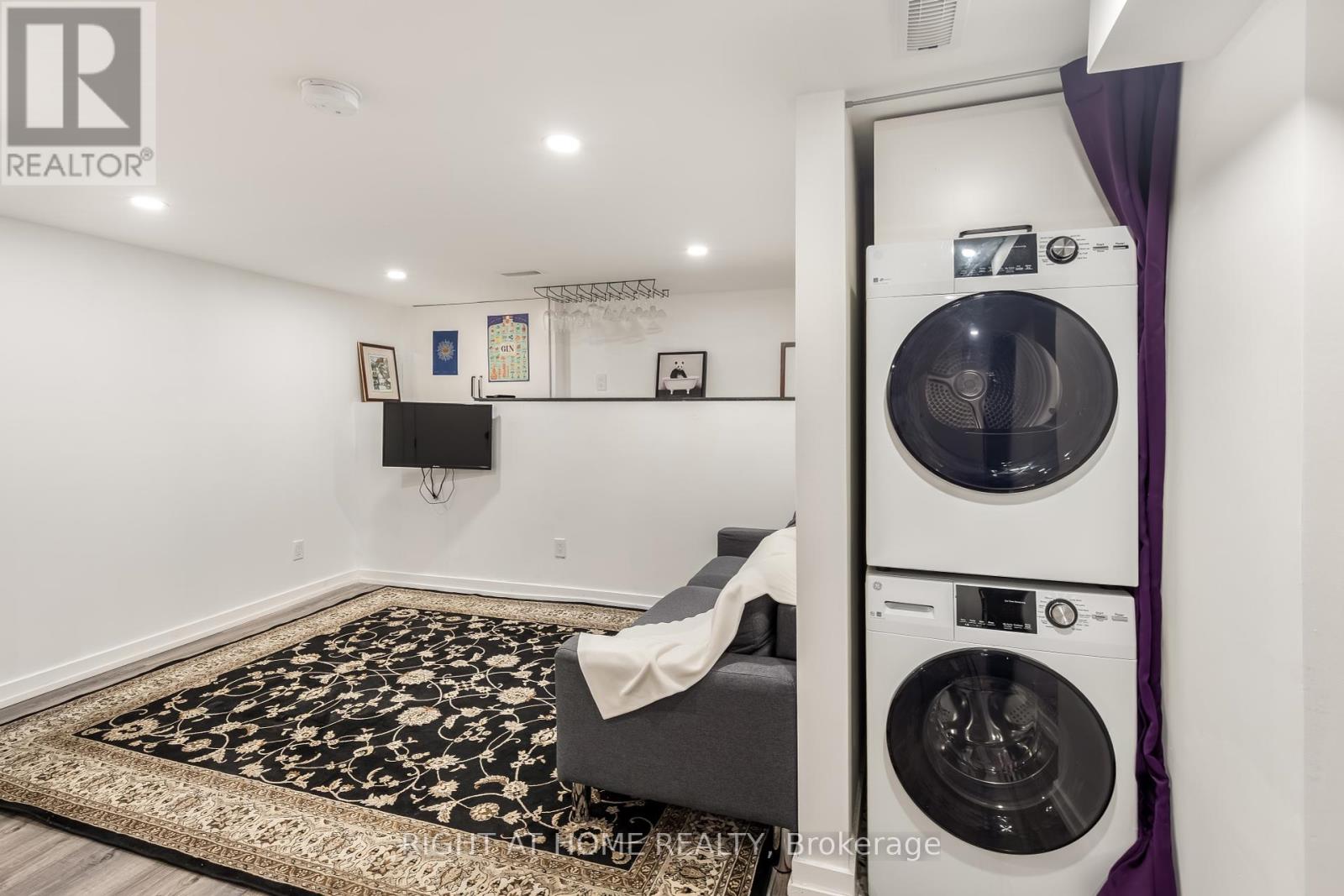 377 Lansdowne Avenue, Toronto, Ontario  M6H 3Y2 - Photo 31 - C12397738