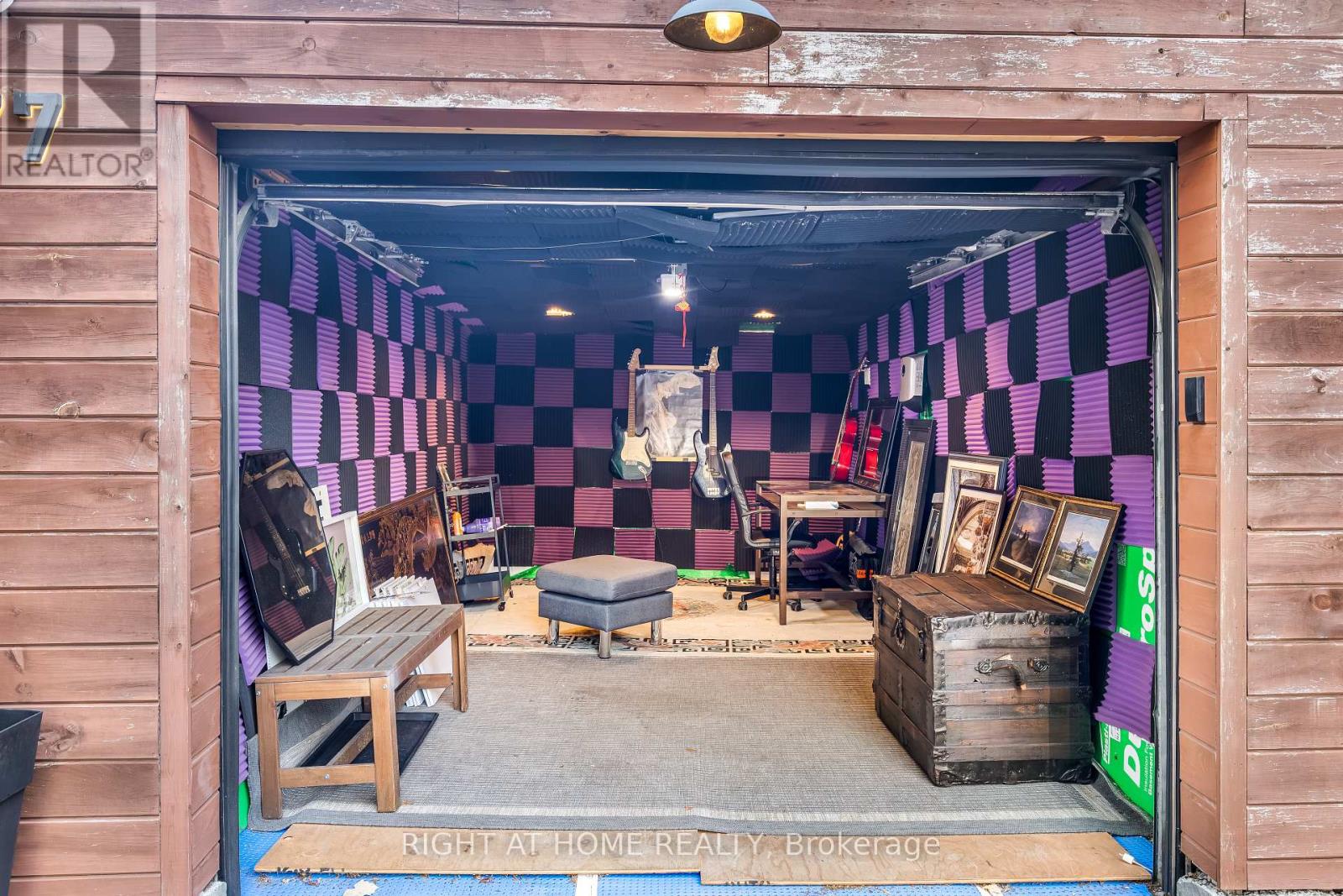 377 Lansdowne Avenue, Toronto, Ontario  M6H 3Y2 - Photo 36 - C12397738