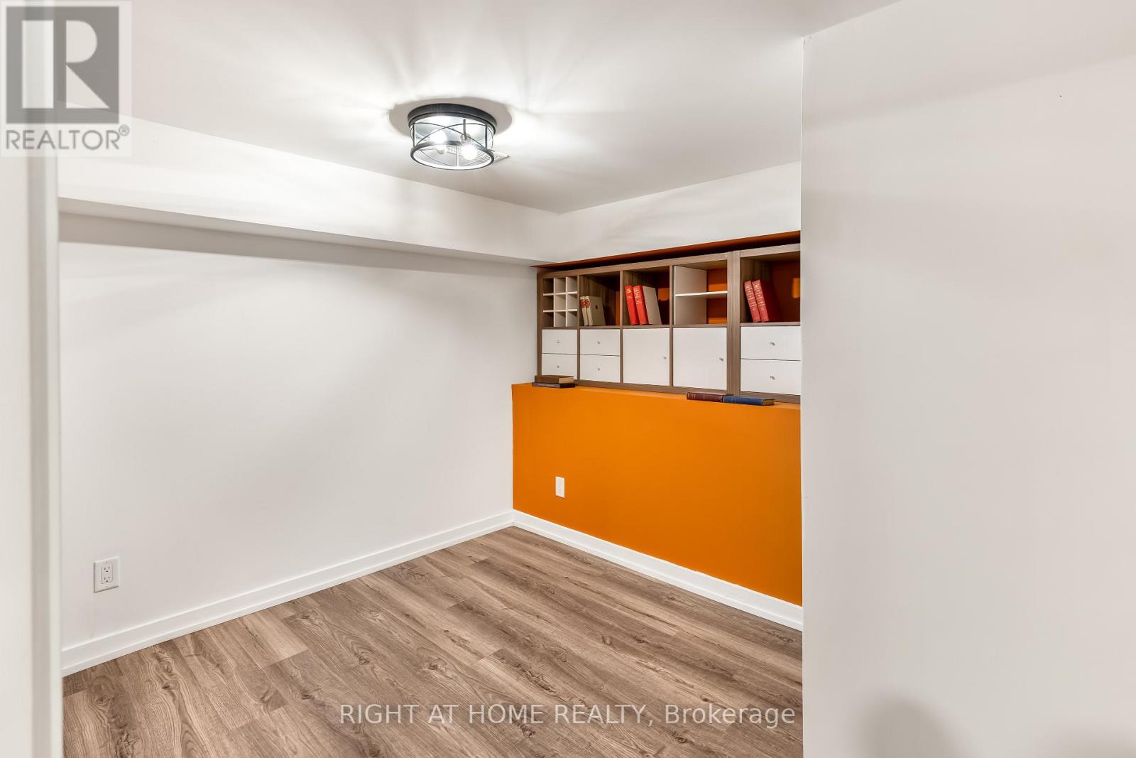377 Lansdowne Avenue, Toronto, Ontario  M6H 3Y2 - Photo 33 - C12397738