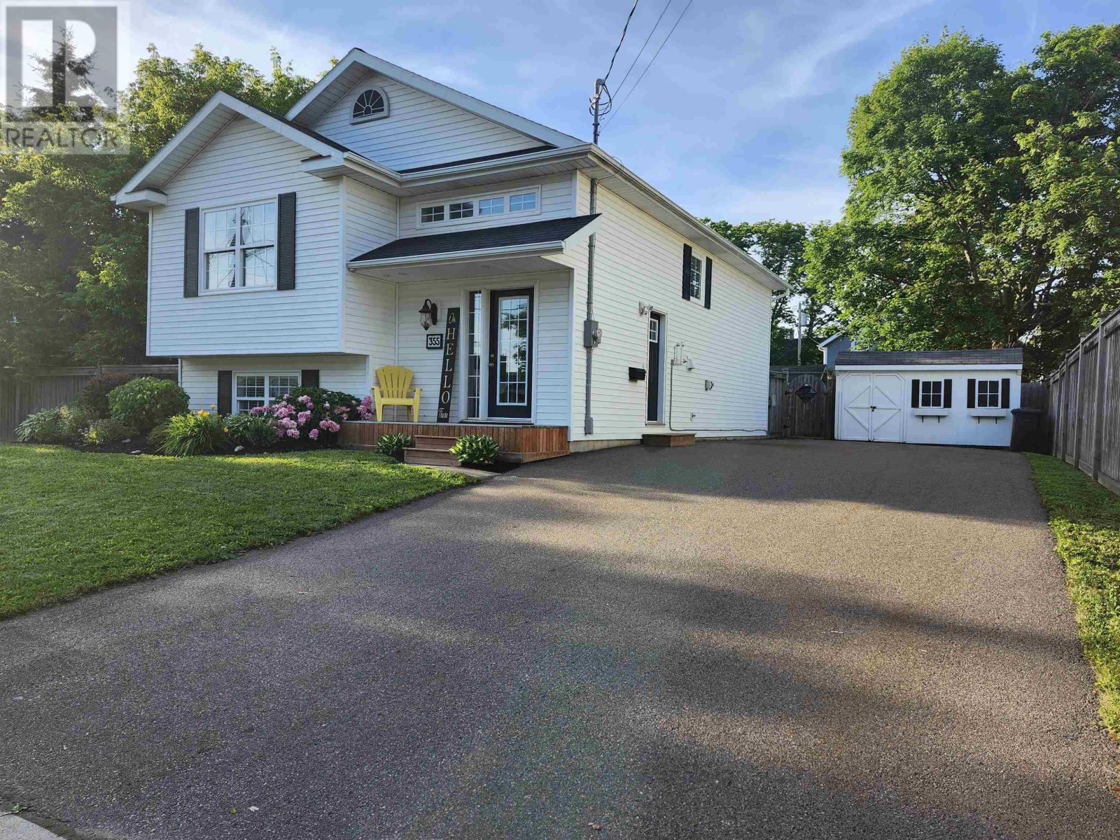 355 Willow Avenue, Summerside, Prince Edward Island  C1N 2B2 - Photo 2 - 202523792