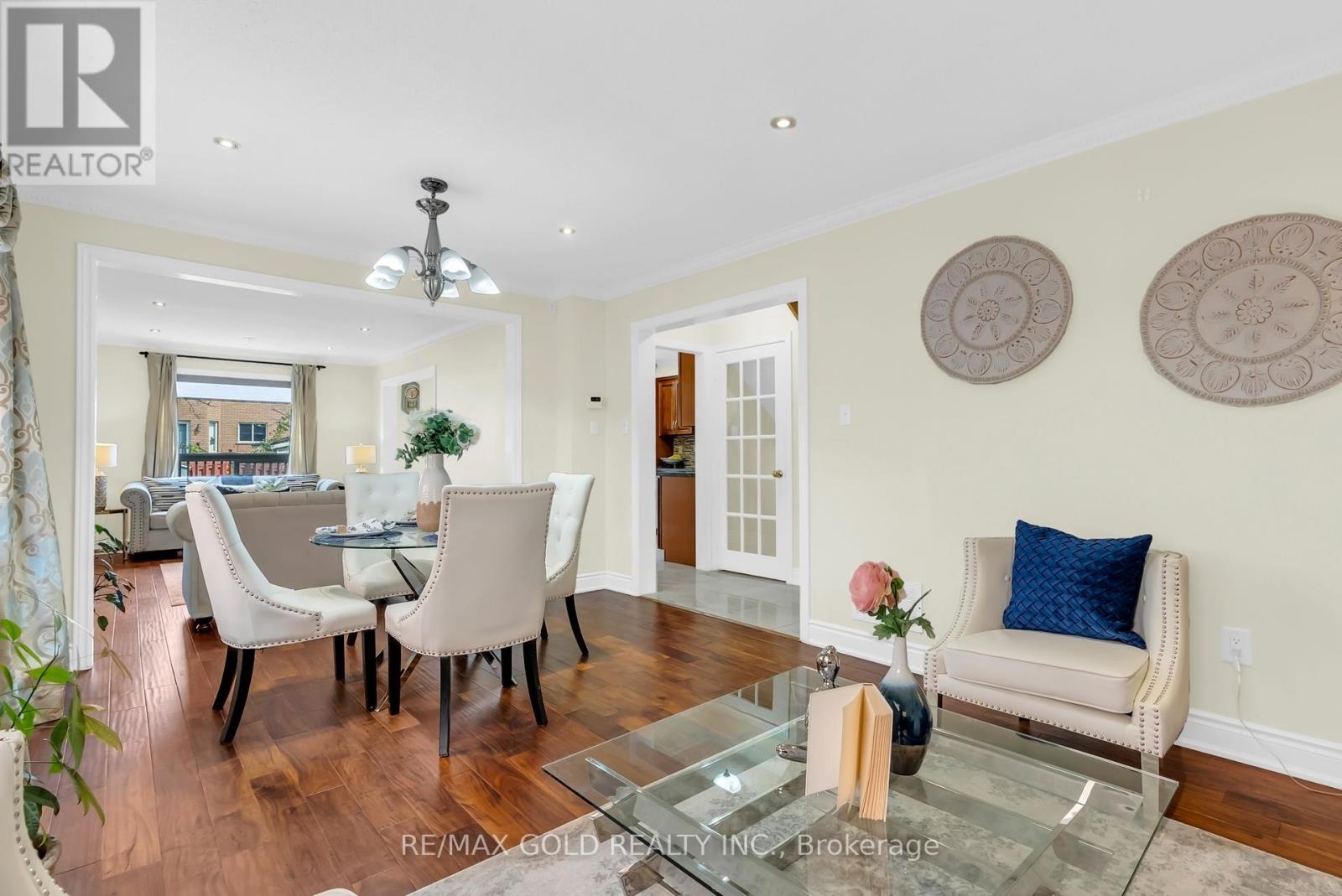 33 Tigerlily Place, Brampton, Ontario  L6R 2C8 - Photo 14 - W12412399