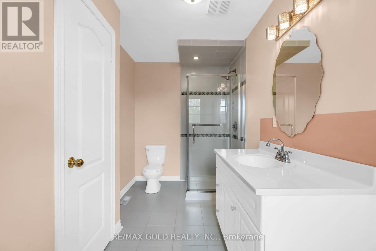33 Tigerlily Place, Brampton, Ontario  L6R 2C8 - Photo 33 - W12412399