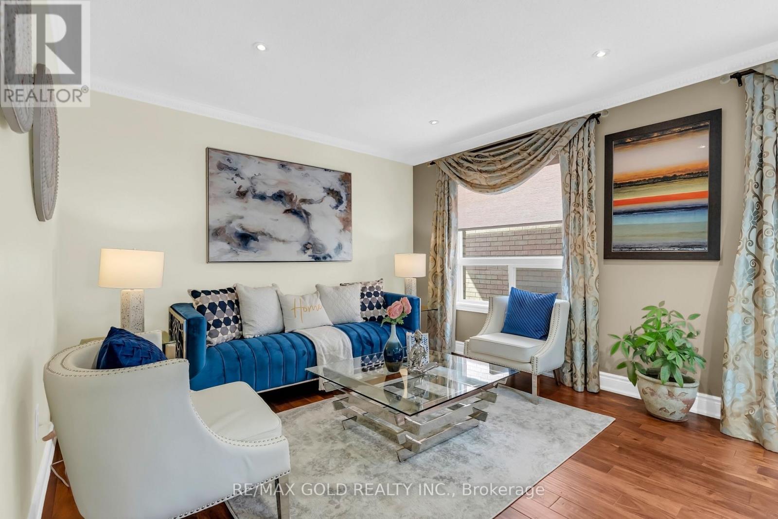 33 Tigerlily Place, Brampton, Ontario  L6R 2C8 - Photo 12 - W12412399