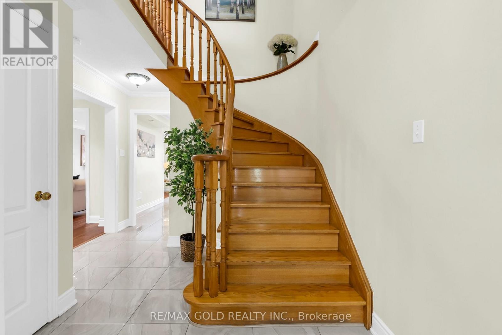 33 Tigerlily Place, Brampton, Ontario  L6R 2C8 - Photo 26 - W12412399