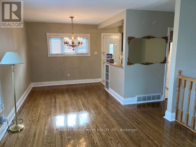 117 Shropshire Drive, Toronto, Ontario  M1P 1Z3 - Photo 11 - E12352474