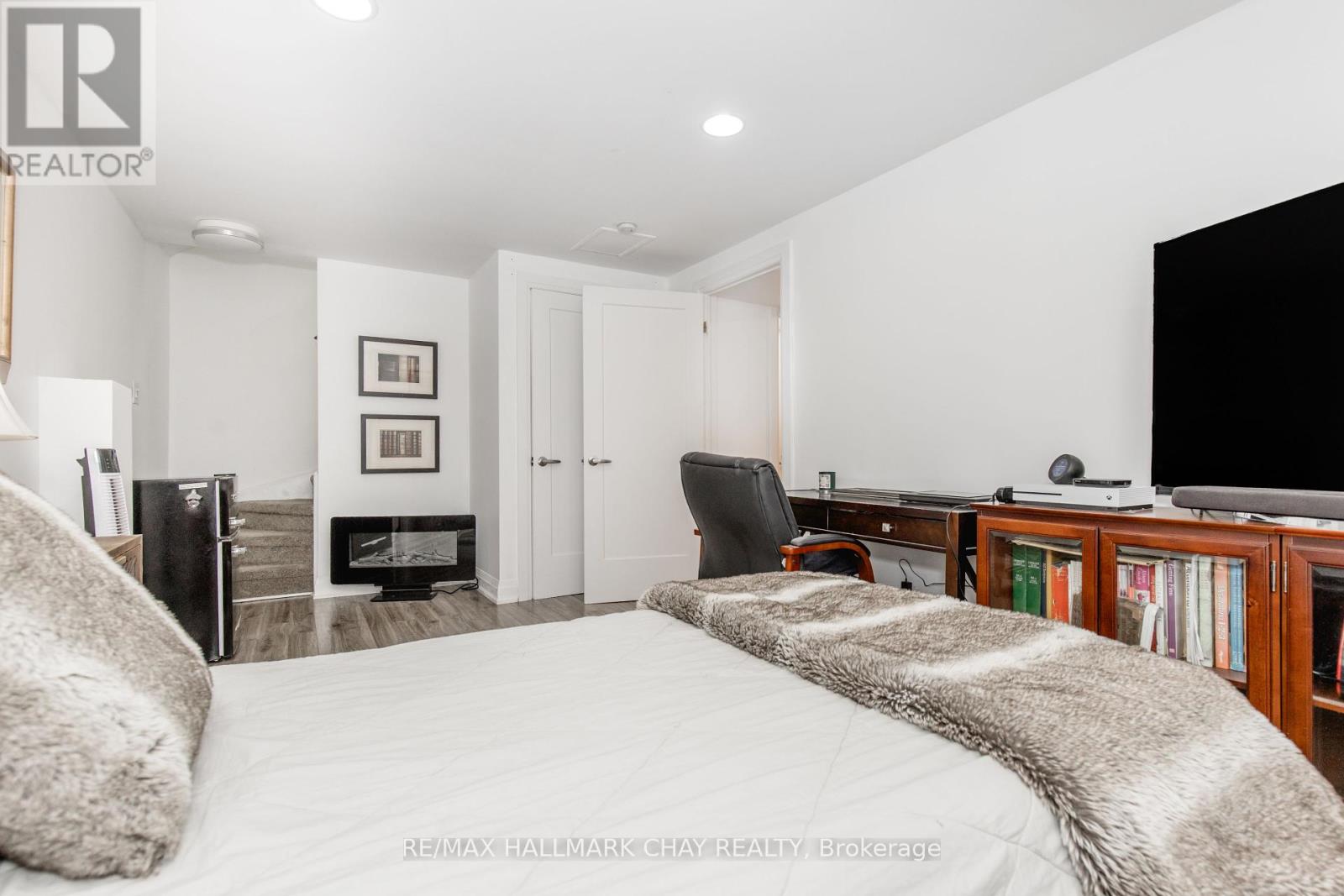 124 Brown Street, Barrie, Ontario  L4N 7V7 - Photo 26 - S12412480
