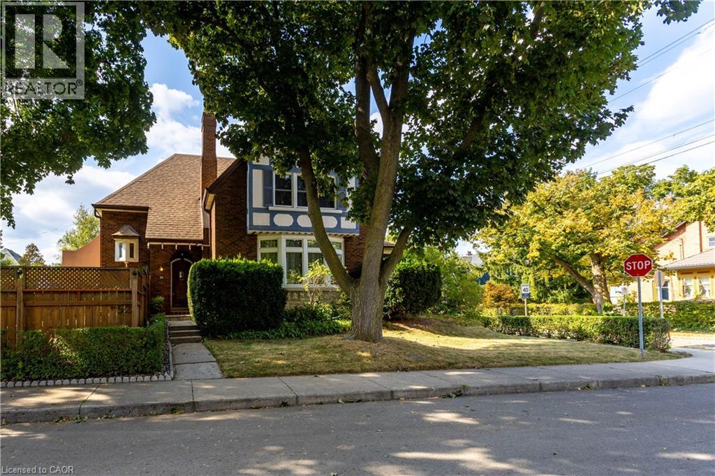 52 Balmoral Avenue S, Hamilton, Ontario  L8M 3J9 - Photo 1 - 40771024