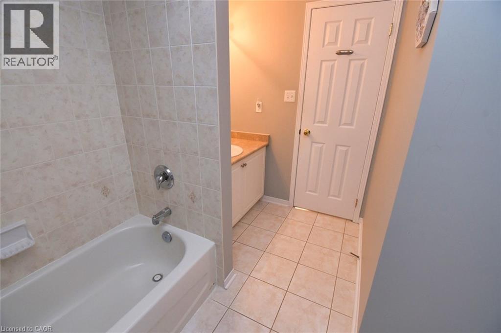 188 Hunter Way, Brantford, Ontario  N3T 0B7 - Photo 35 - 40768701