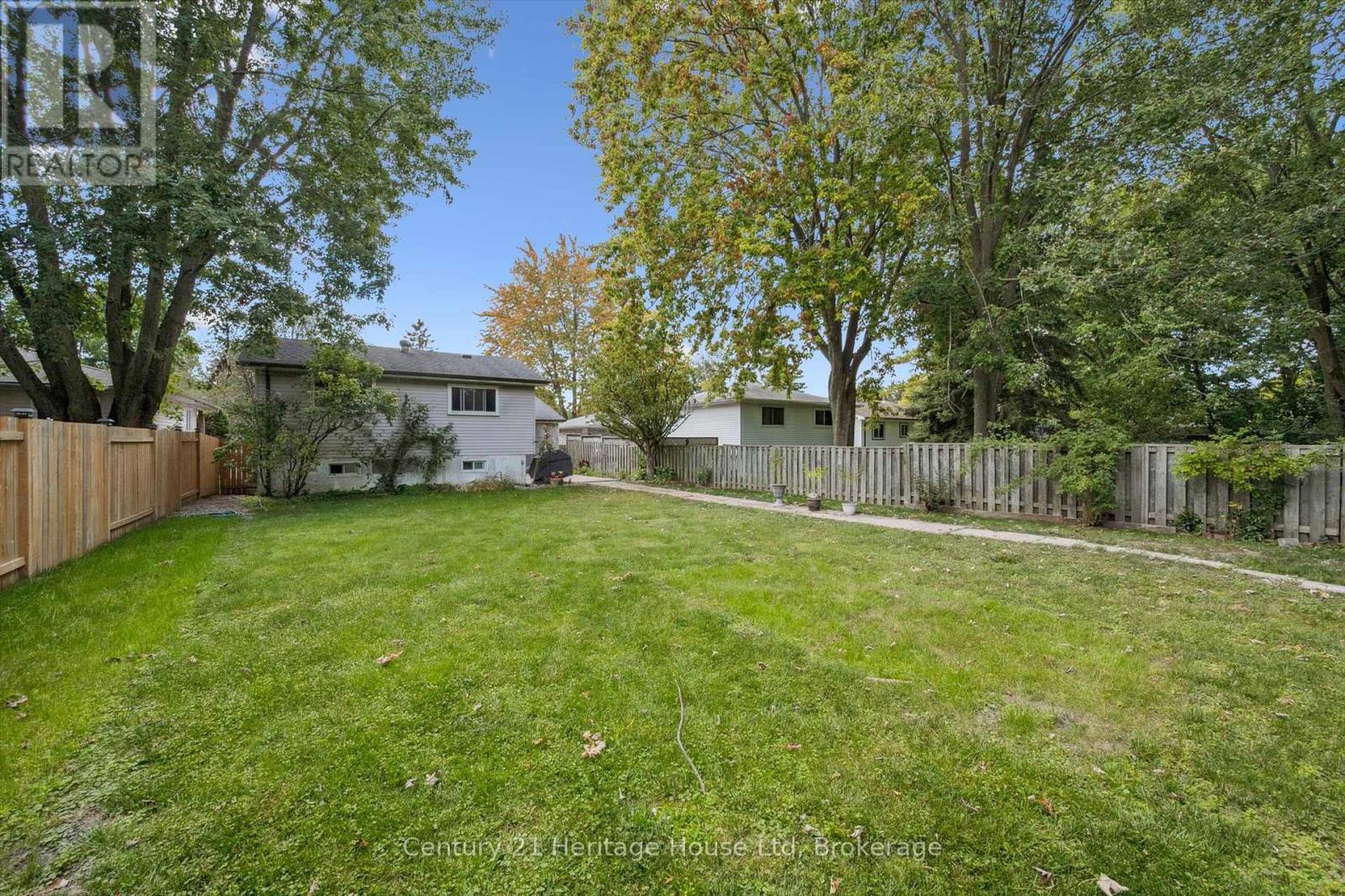 378 West Acres Drive, Guelph, Ontario  N1H 7A8 - Photo 38 - X12414660
