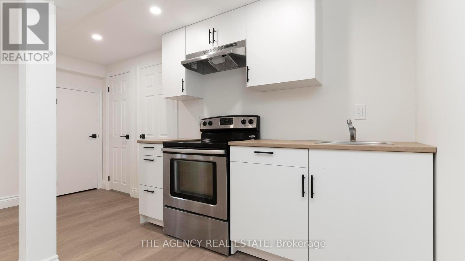 38 Langton Road, London East, Ontario  N5V 2L8 - Photo 13 - X12414675
