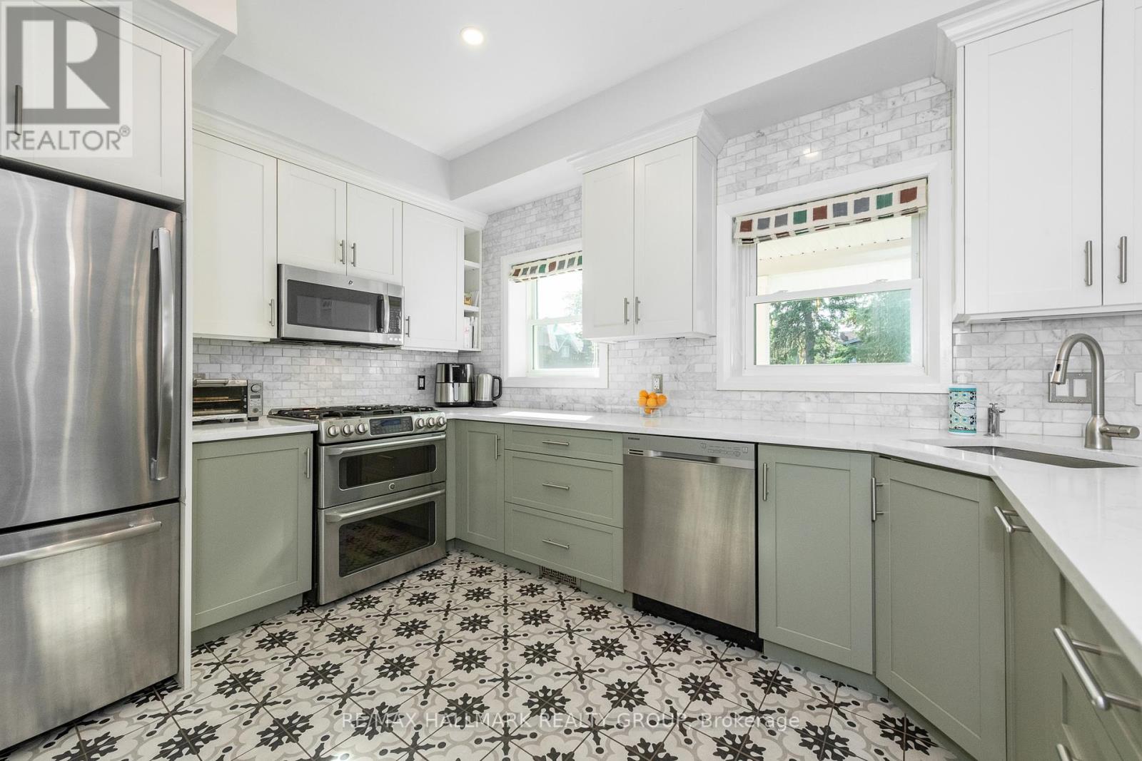 104 Byron Avenue, Ottawa, Ontario  K1Y 3J2 - Photo 12 - X12414627