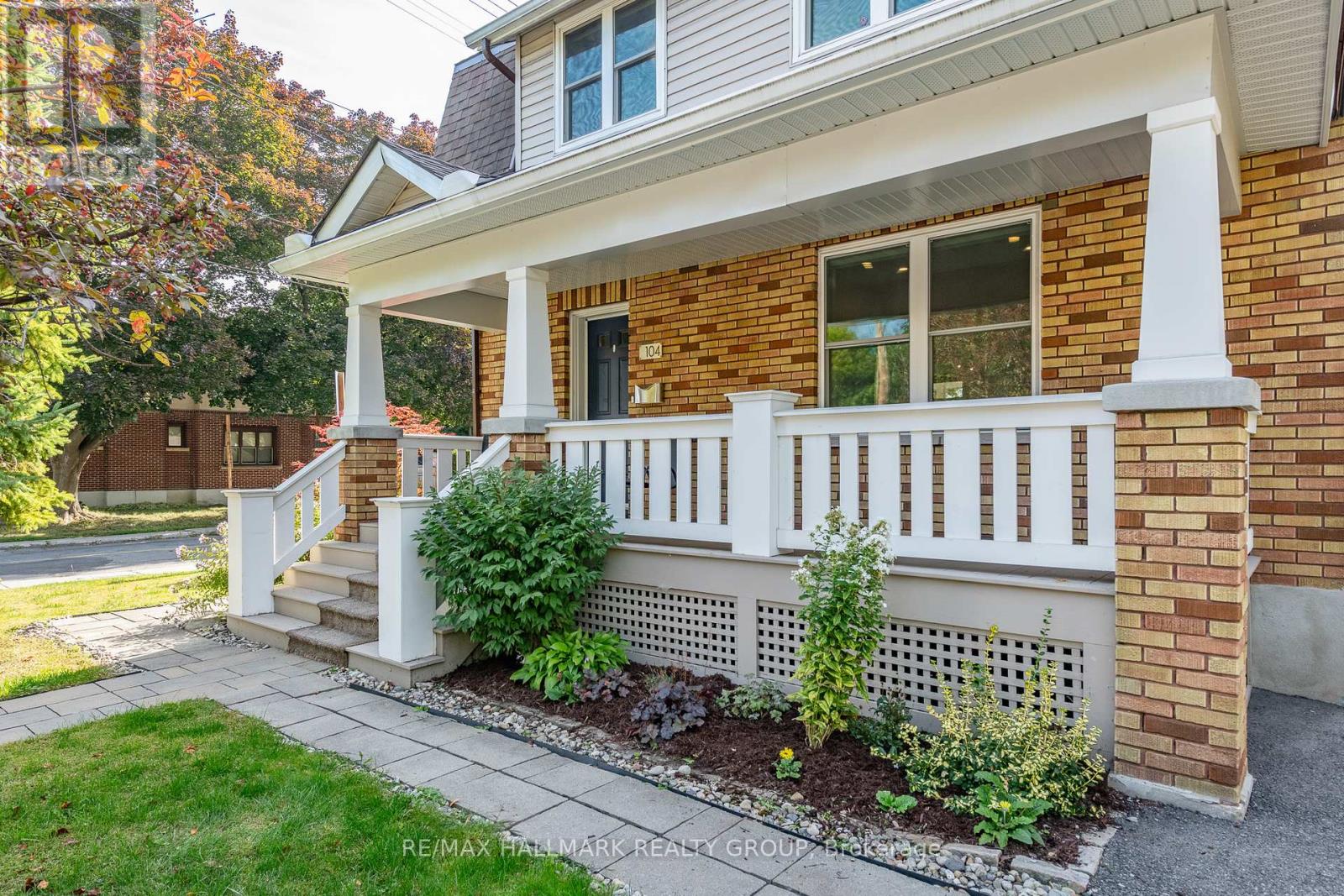 104 Byron Avenue, Ottawa, Ontario  K1Y 3J2 - Photo 4 - X12414627