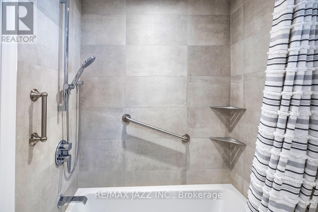 54 Bartel Drive, Toronto, Ontario  M3N 1C9 - Photo 36 - W12364097