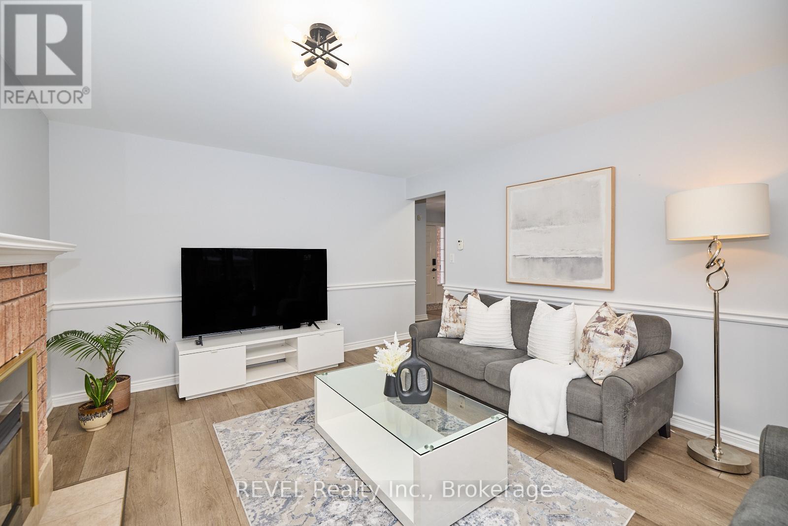 8007 Oakridge Drive, Niagara Falls, Ontario  L2H 2W1 - Photo 22 - X12414651