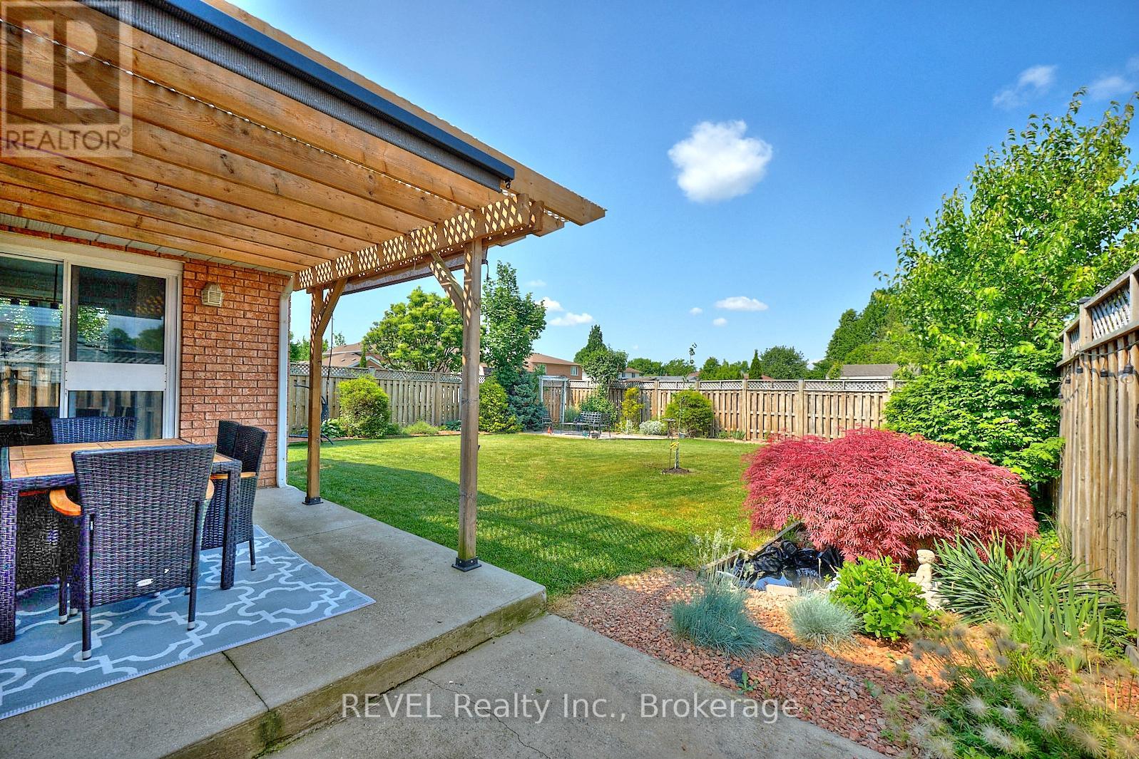 8007 Oakridge Drive, Niagara Falls, Ontario  L2H 2W1 - Photo 43 - X12414651