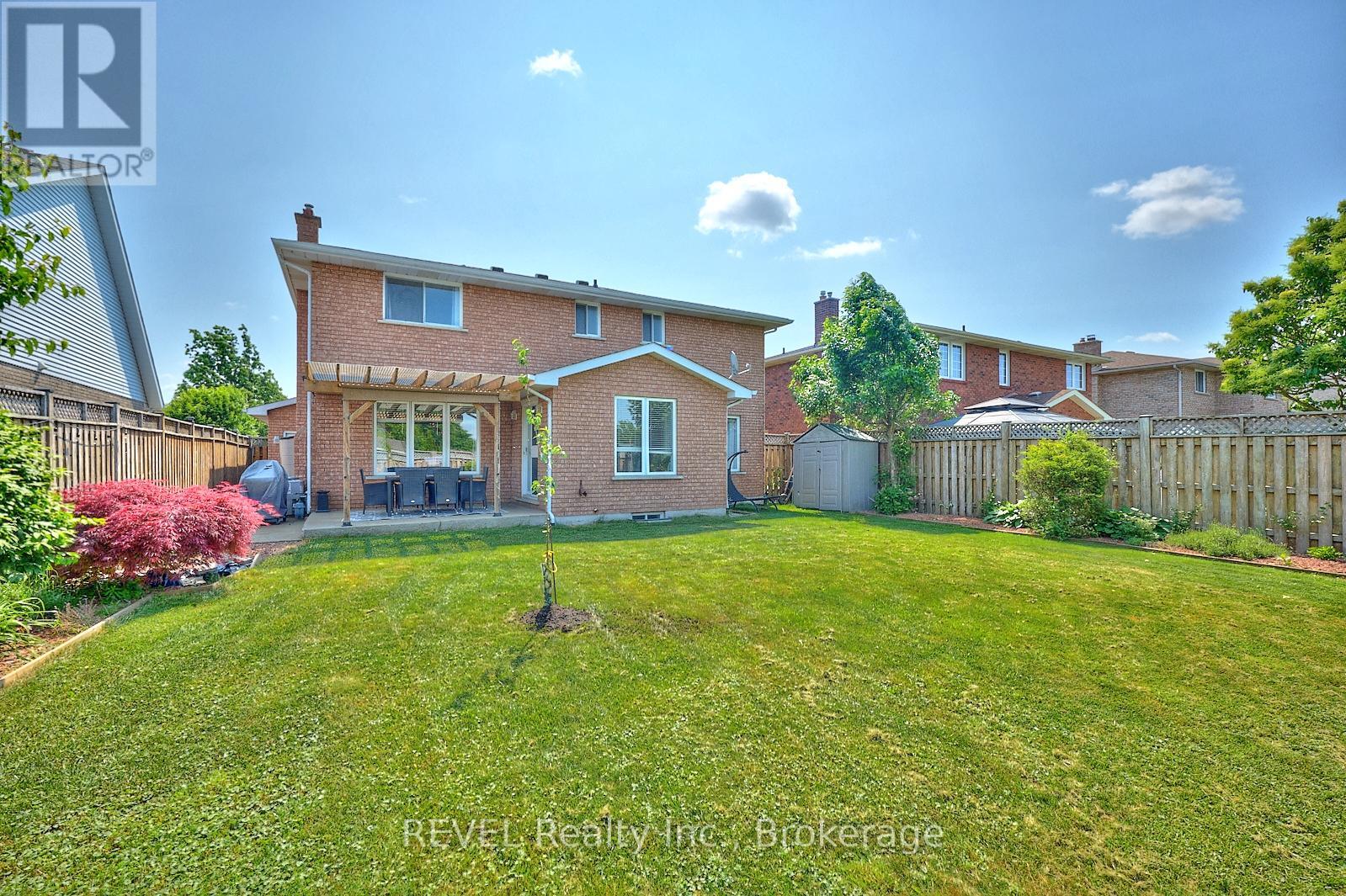 8007 Oakridge Drive, Niagara Falls, Ontario  L2H 2W1 - Photo 47 - X12414651
