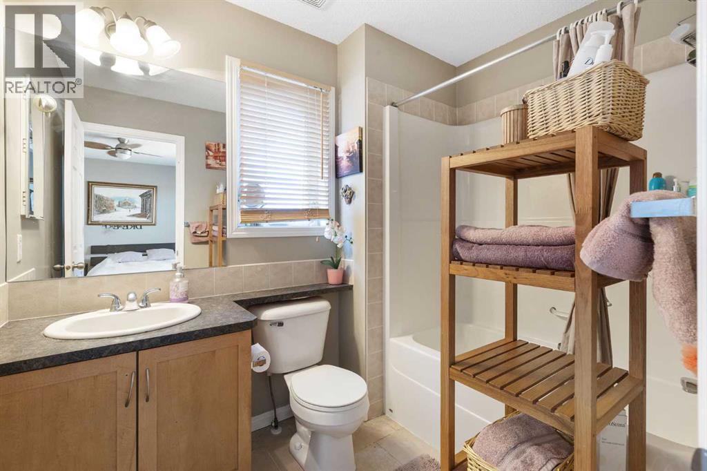 57 Auburn Bay View Se, Calgary, Alberta  T3M 0C8 - Photo 31 - A2243660