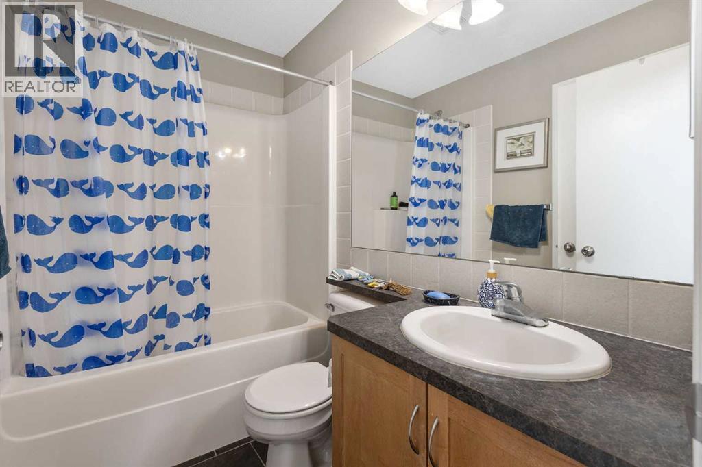 57 Auburn Bay View Se, Calgary, Alberta  T3M 0C8 - Photo 33 - A2243660