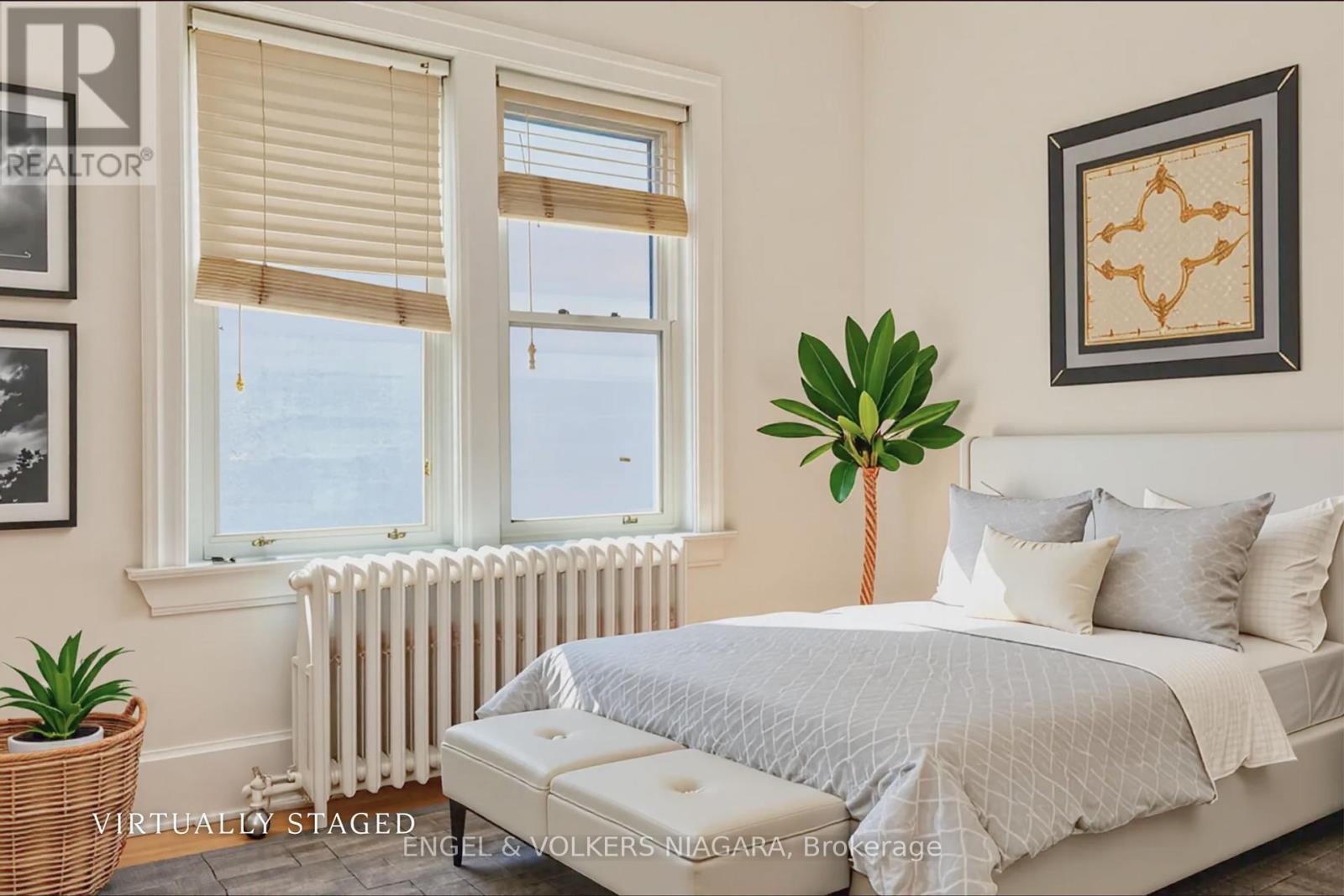 5038 Huron Street, Niagara Falls, Ontario  L2E 2J7 - Photo 4 - X12413714