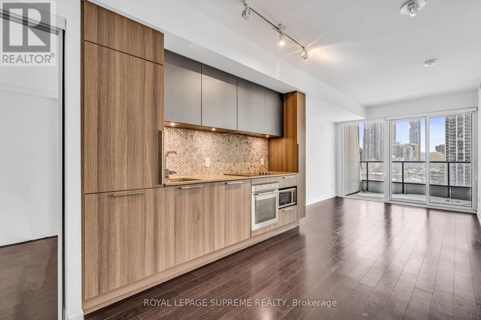 1711 - 85 Wood Street, Toronto, Ontario  M4Y 0E8 - Photo 12 - C12414535
