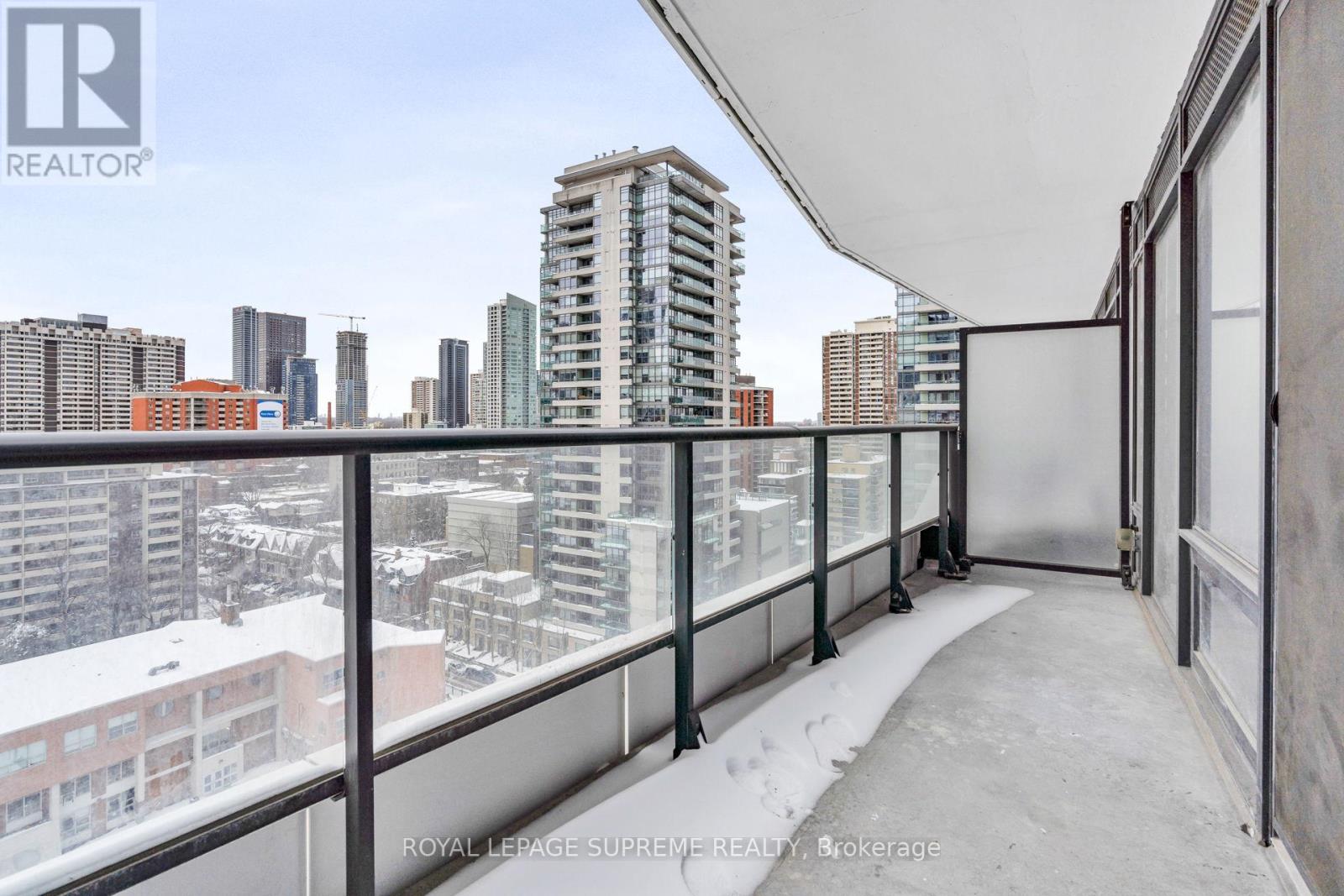 1711 - 85 Wood Street, Toronto, Ontario  M4Y 0E8 - Photo 28 - C12414535
