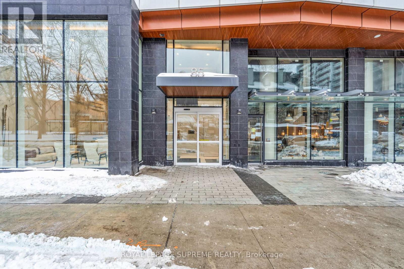 1711 - 85 Wood Street, Toronto, Ontario  M4Y 0E8 - Photo 3 - C12414535