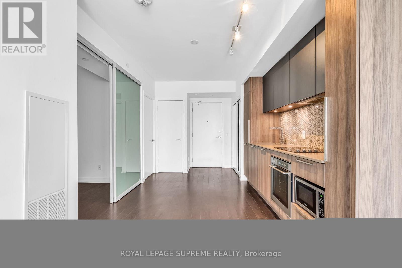 1711 - 85 Wood Street, Toronto, Ontario  M4Y 0E8 - Photo 7 - C12414535