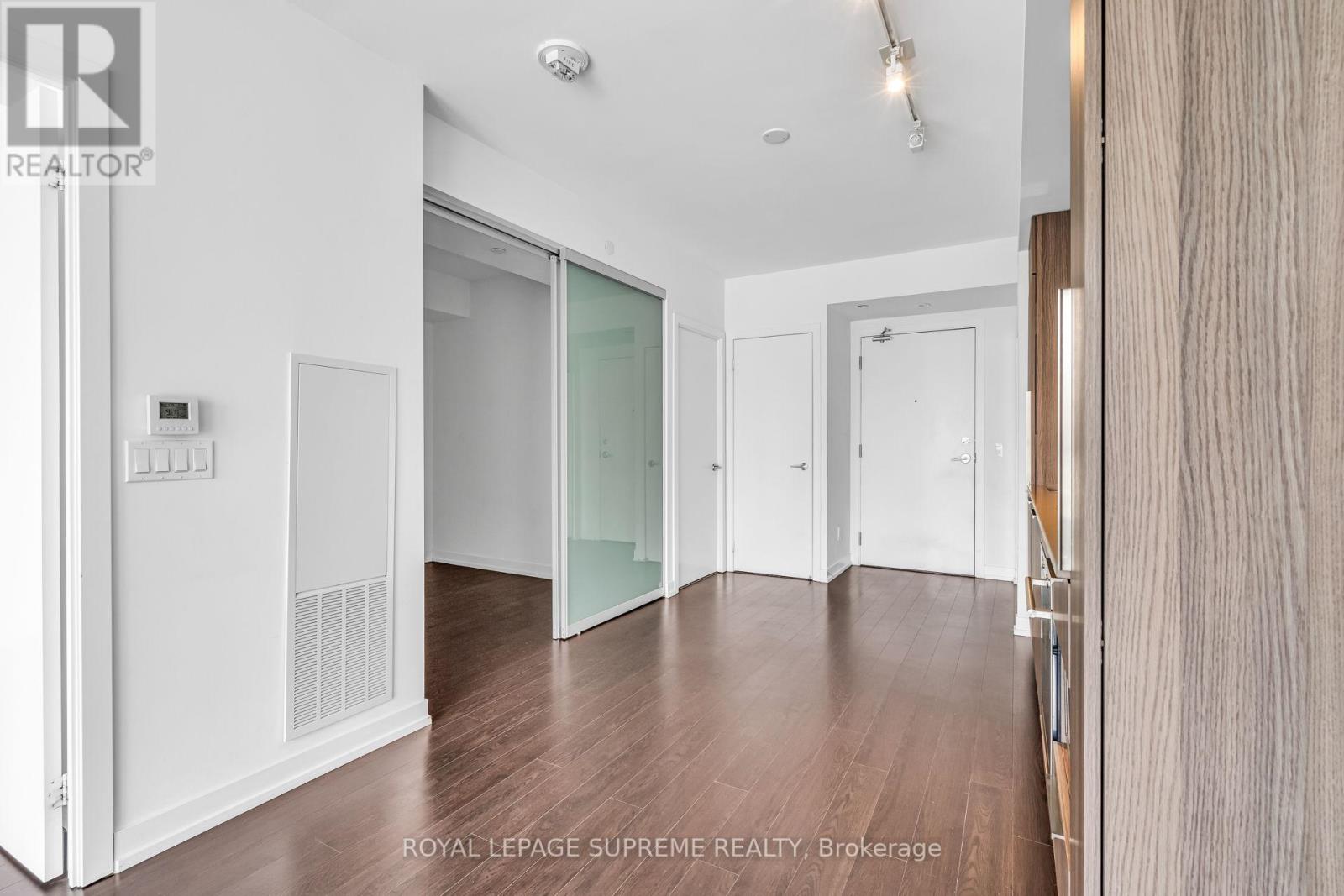 1711 - 85 Wood Street, Toronto, Ontario  M4Y 0E8 - Photo 8 - C12414535