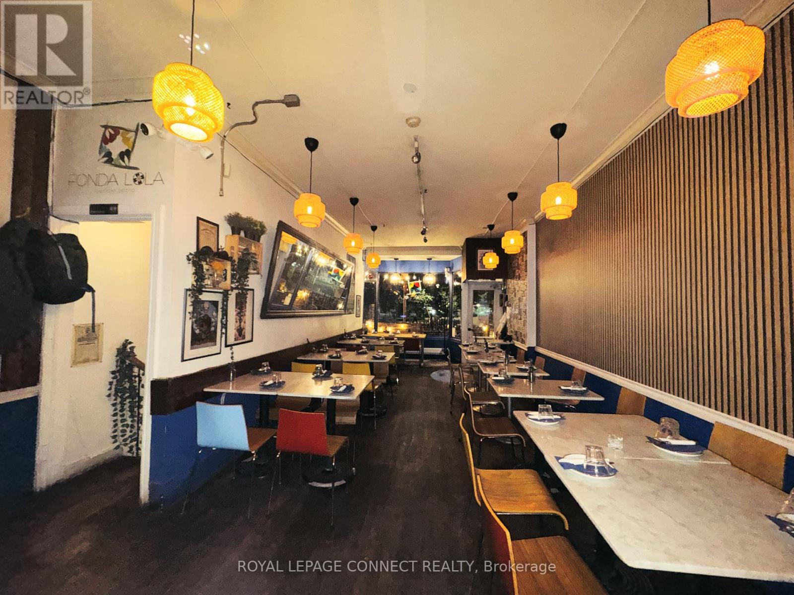 942 Queen Street W, Toronto, Ontario M6J 1G8 - Photo 5 - C12373356