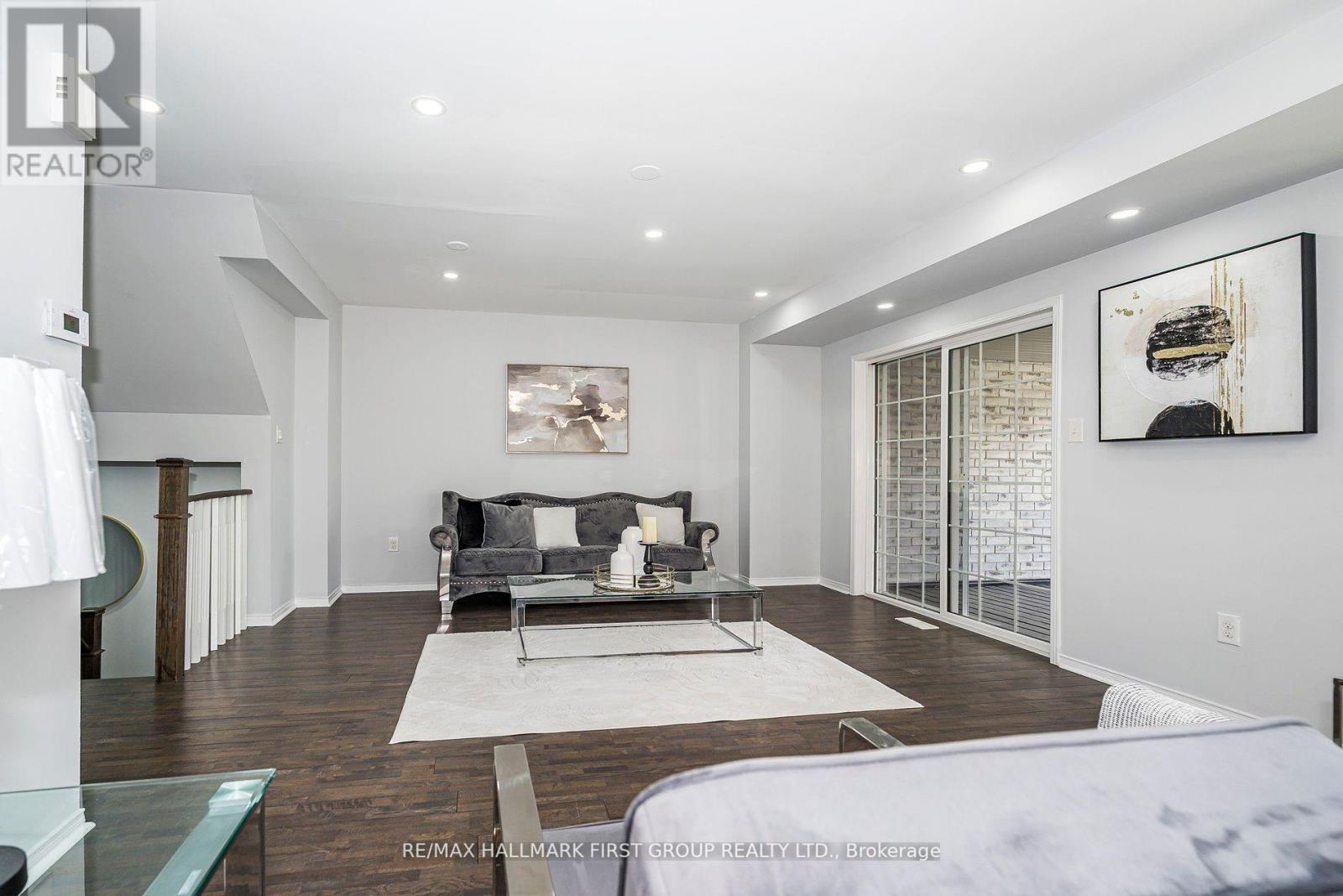 527 Rossland Road E, Ajax, Ontario  L1T 4S1 - Photo 11 - E12414511