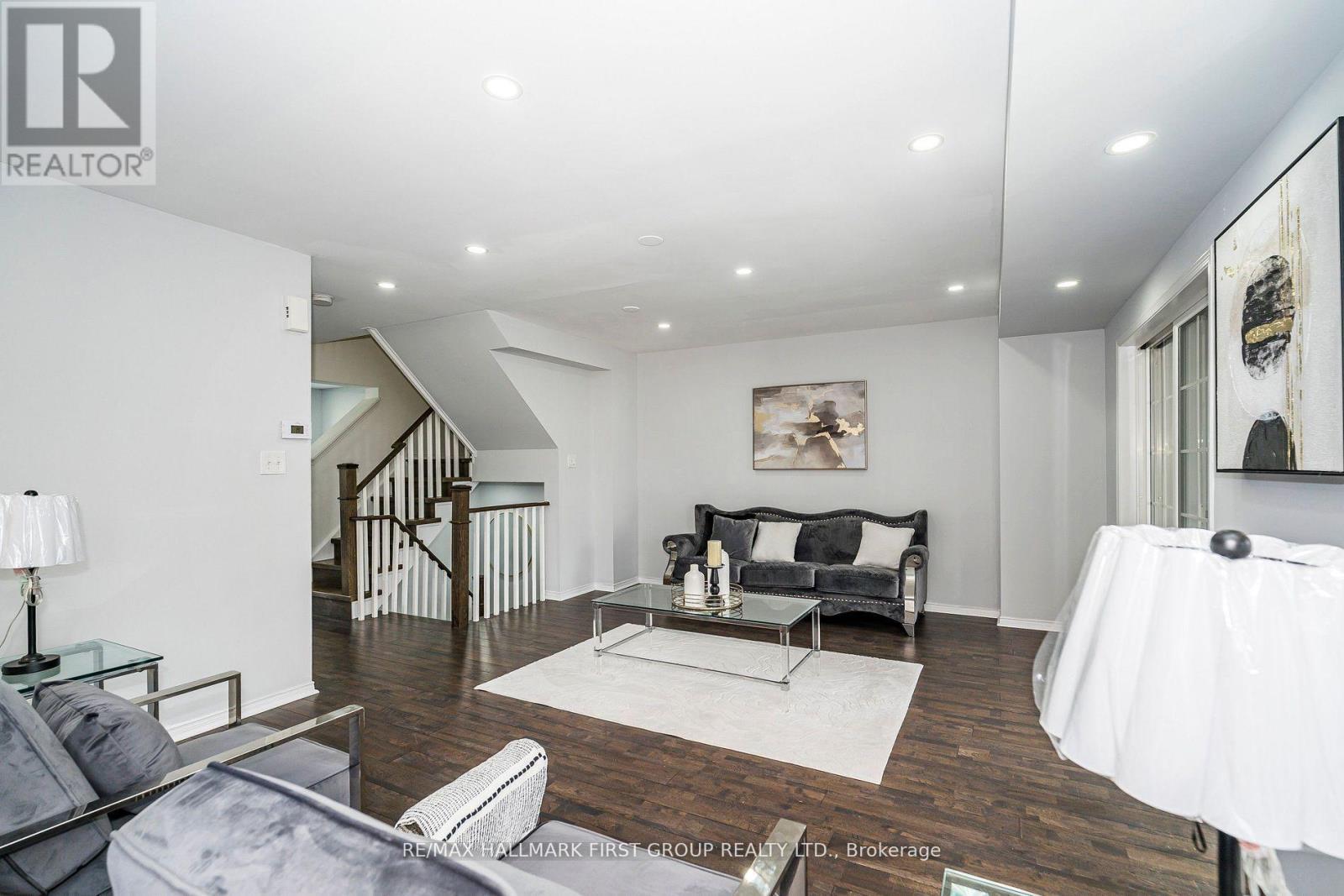 527 Rossland Road E, Ajax, Ontario  L1T 4S1 - Photo 13 - E12414511