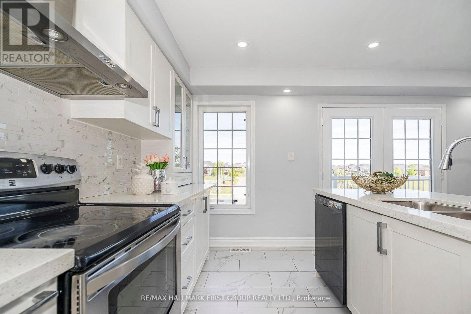 527 Rossland Road E, Ajax, Ontario  L1T 4S1 - Photo 26 - E12414511