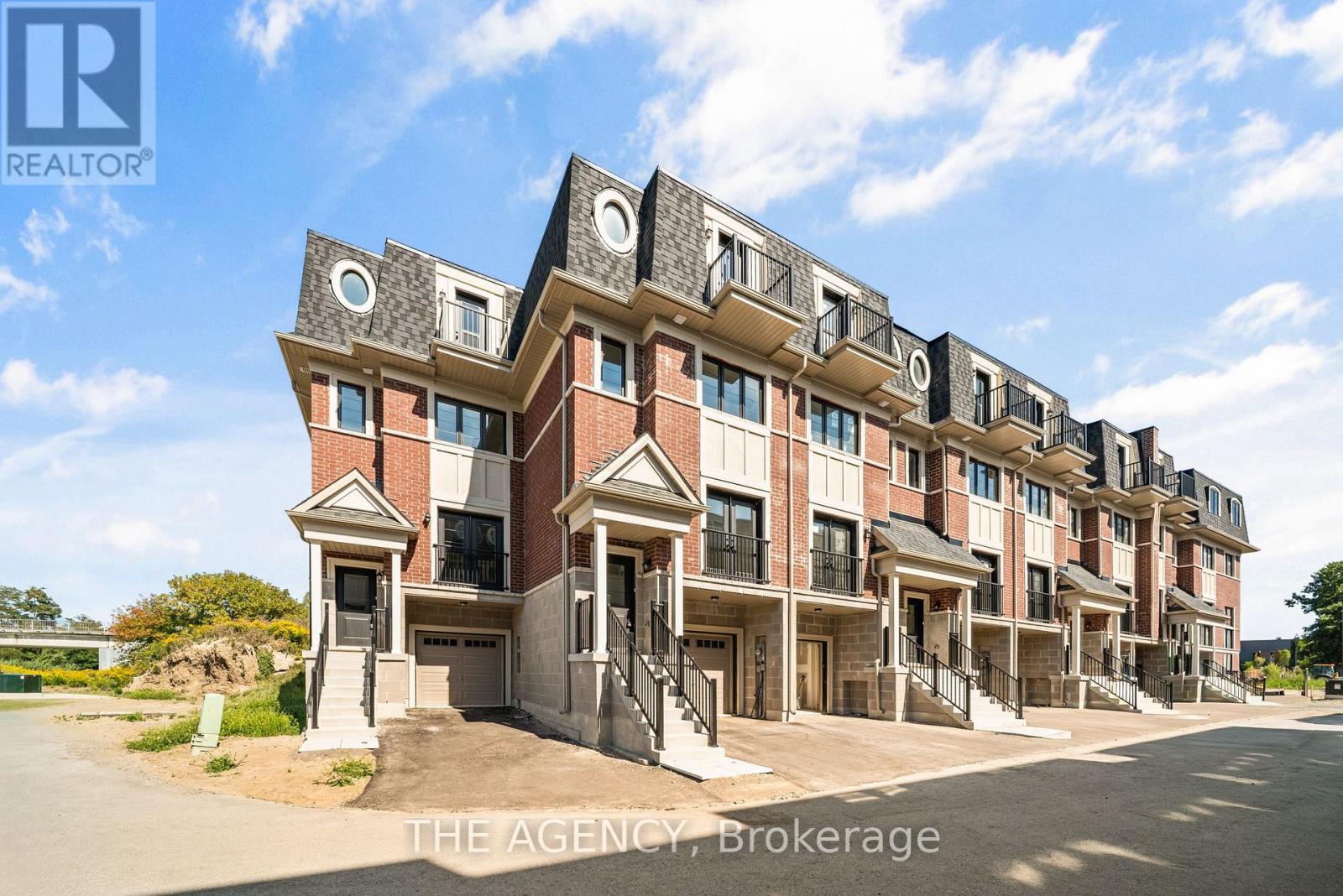 23 - 14 Marret Lane, Clarington, Ontario  L1B 1J2 - Photo 2 - E12414599