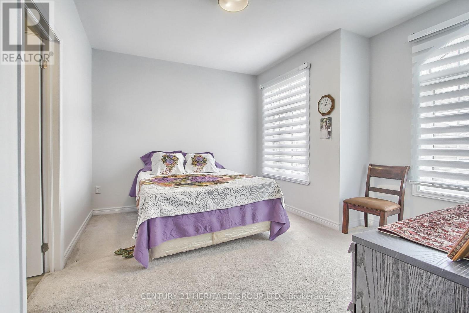 71 Woodhaven Avenue, Aurora, Ontario  L4G 3Y2 - Photo 20 - N12414448