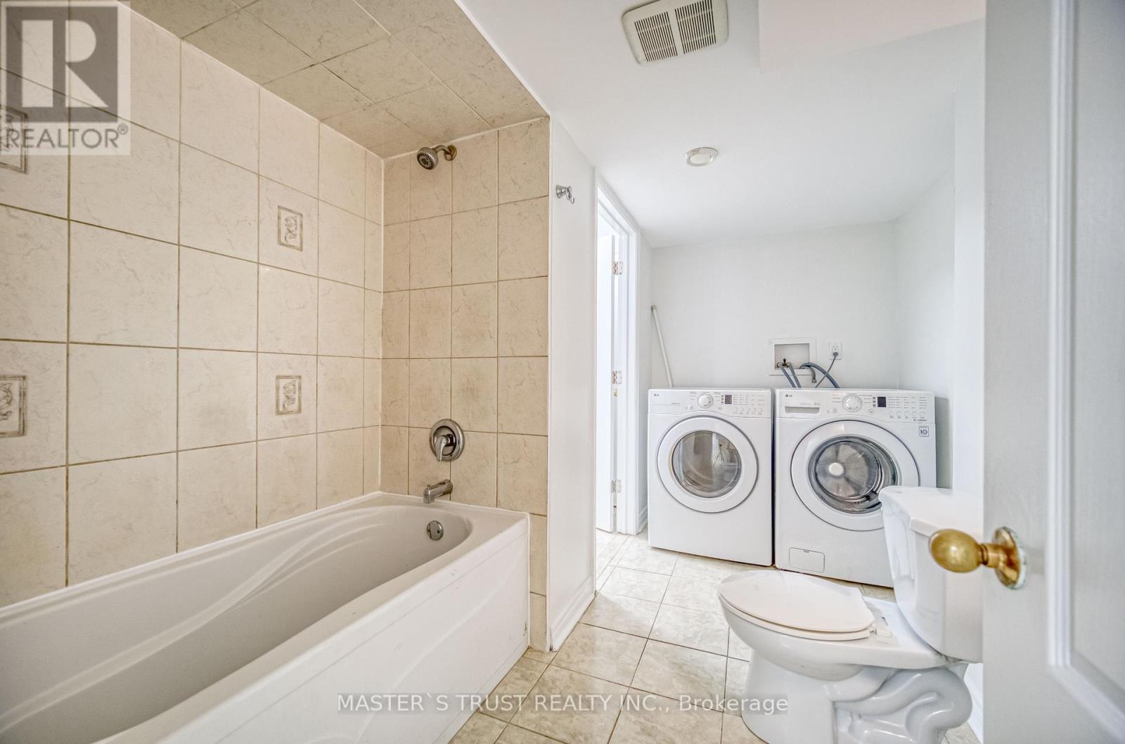 76 Mynden Way, Newmarket, Ontario  L3X 3A9 - Photo 45 - N12414539