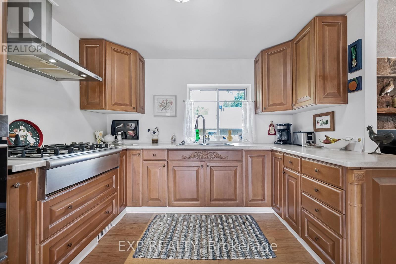 77 Seventh Street, Brock, Ontario  L0K 1A0 - Photo 14 - N12414542