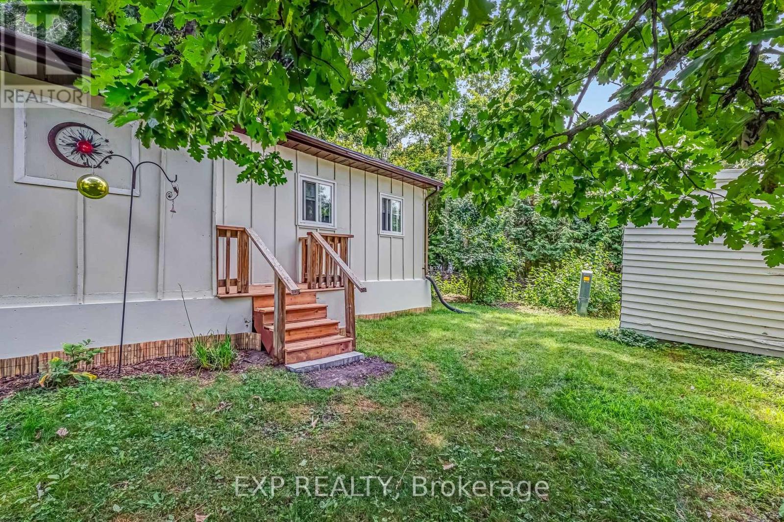 77 Seventh Street, Brock, Ontario  L0K 1A0 - Photo 35 - N12414542