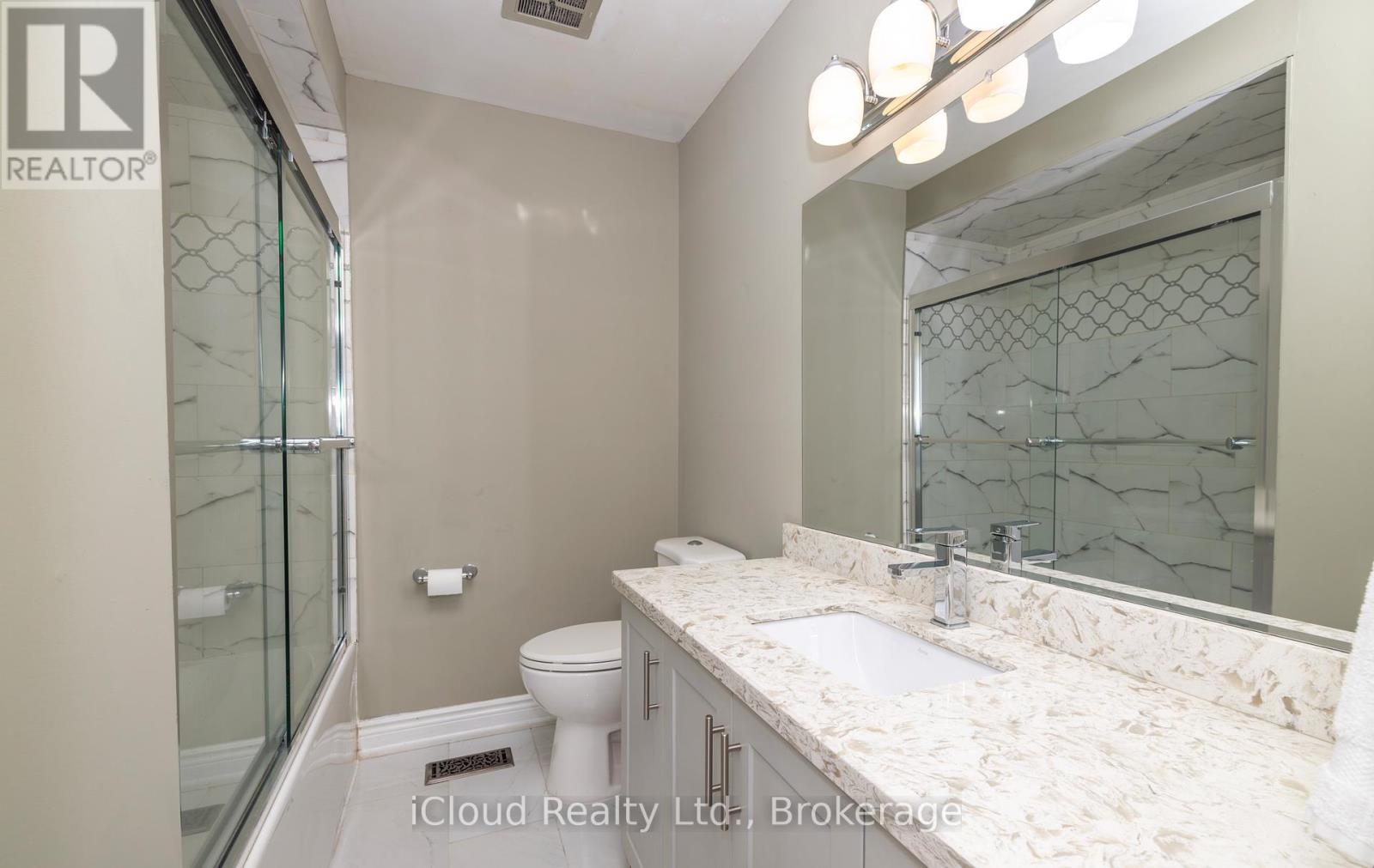 170 Clarence Street, Brampton, Ontario  L6W 1S9 - Photo 17 - W12384993