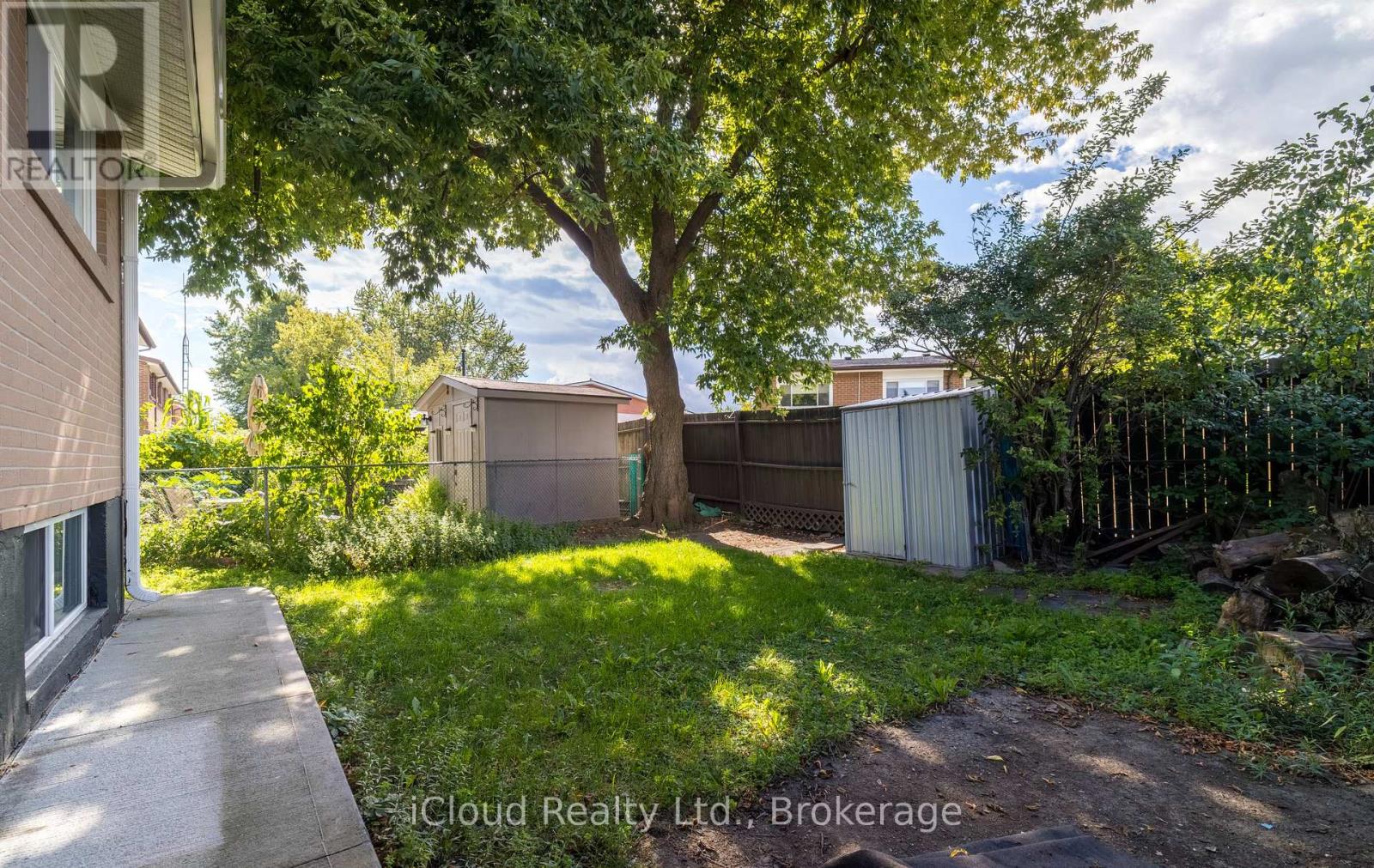 170 Clarence Street, Brampton, Ontario  L6W 1S9 - Photo 28 - W12384993