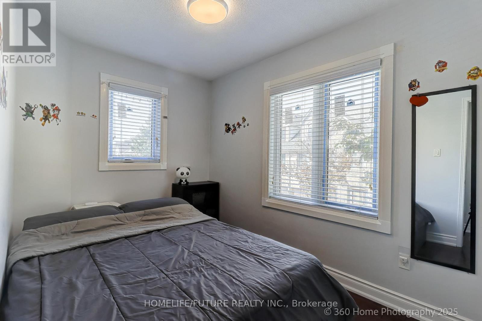 17 - 1292 Sherwood Mills Boulevard, Mississauga, Ontario  L5V 2G8 - Photo 17 - W12412279