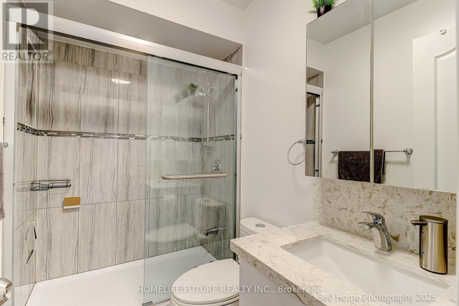 17 - 1292 Sherwood Mills Boulevard, Mississauga, Ontario  L5V 2G8 - Photo 18 - W12412279