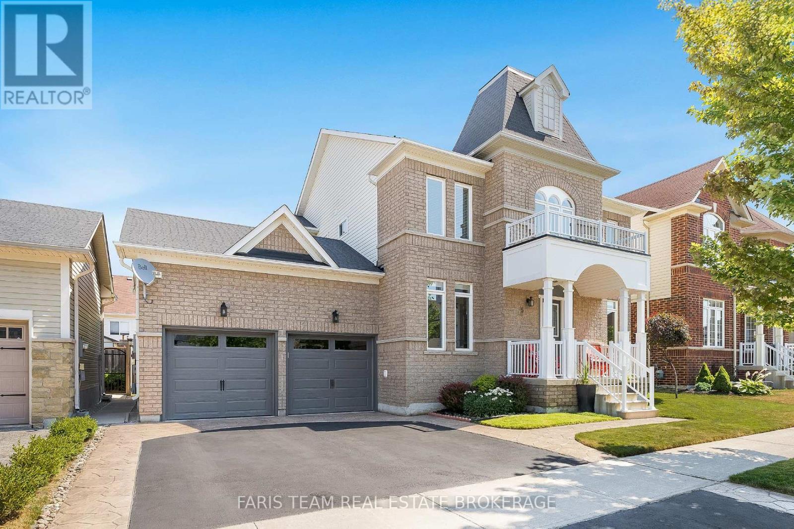 5 MAGNA CARTA ROAD, Barrie, Ontario