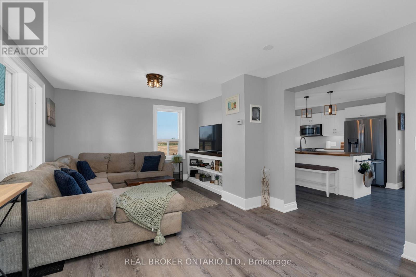 4542 6 Sunnidale Concession, Clearview, Ontario  L0M 1S0 - Photo 19 - S12414615